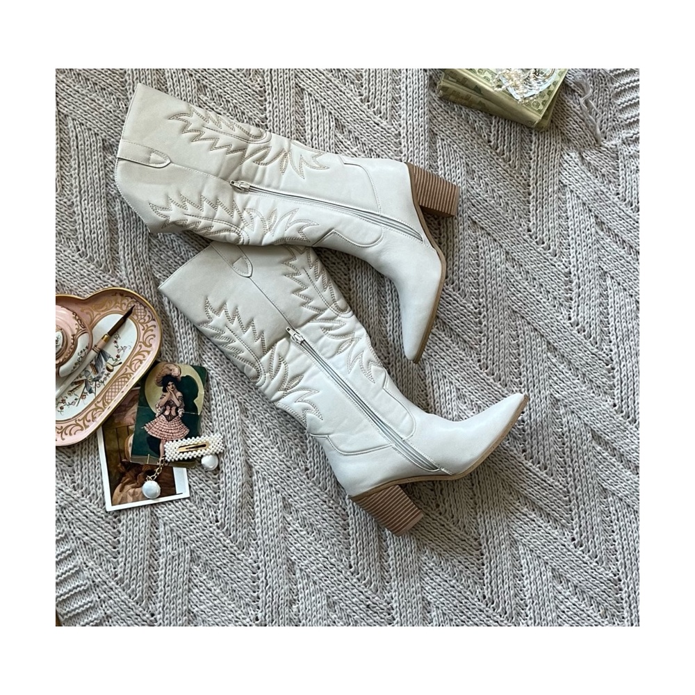 Western Heeled Boots - White (bone) NEW